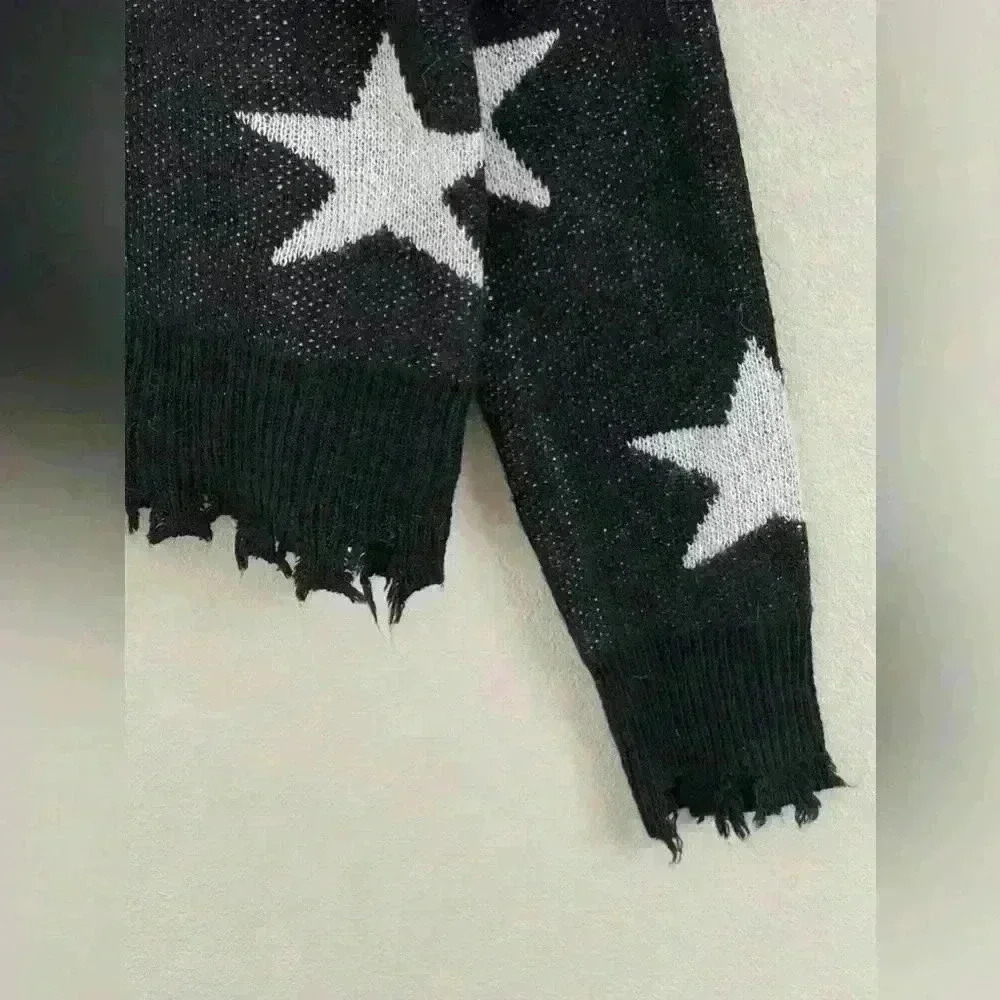 Vigoss Black and White Stars Raw Hem V Neck Sweater XS - Picture 3 of 10